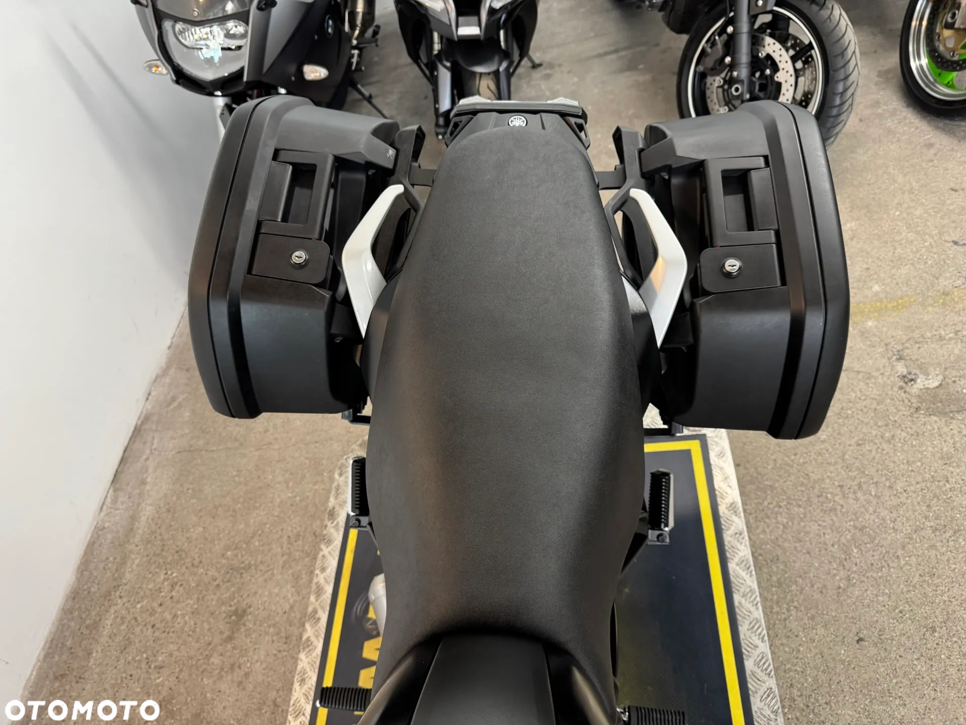 Yamaha Tracer - 27
