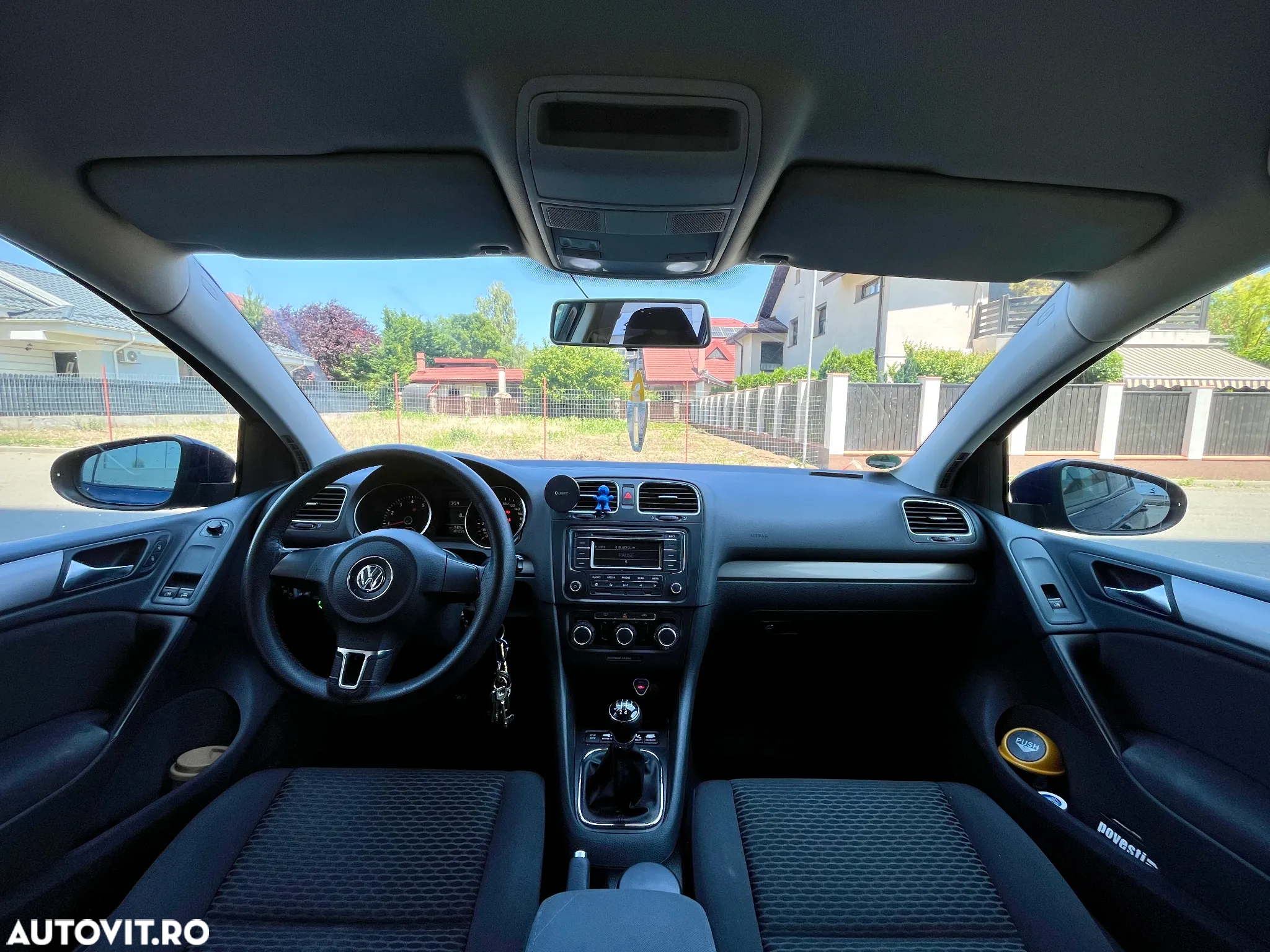 Volkswagen Golf - 16