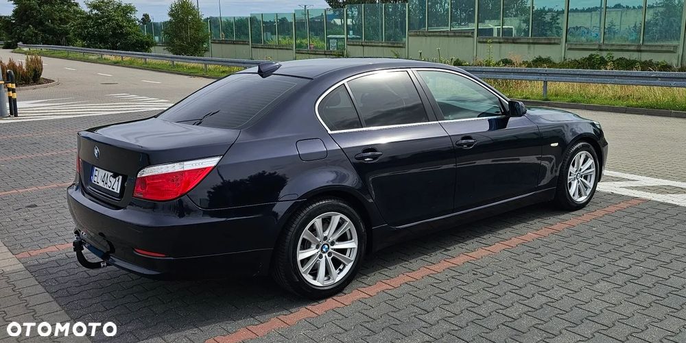 BMW Seria 5 525d - 5
