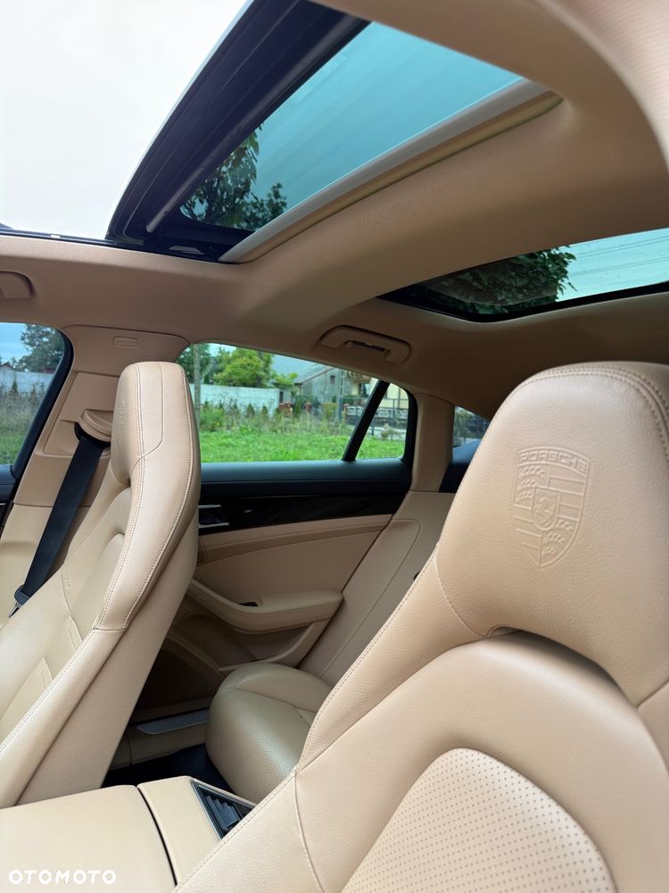 Porsche Panamera Standard - 13