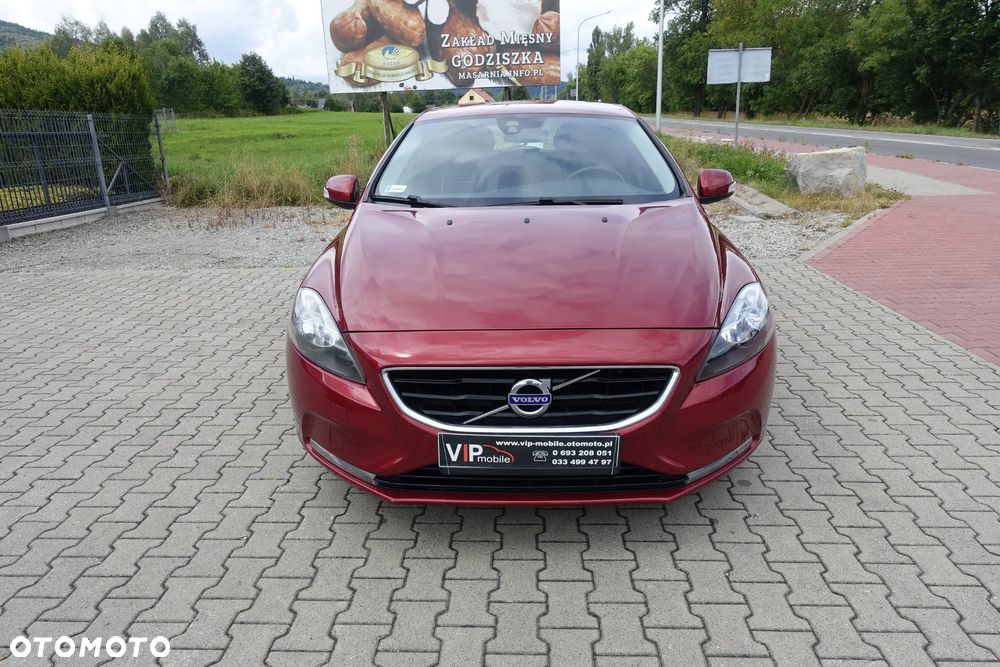 Volvo V40 D2 Momentum - 2