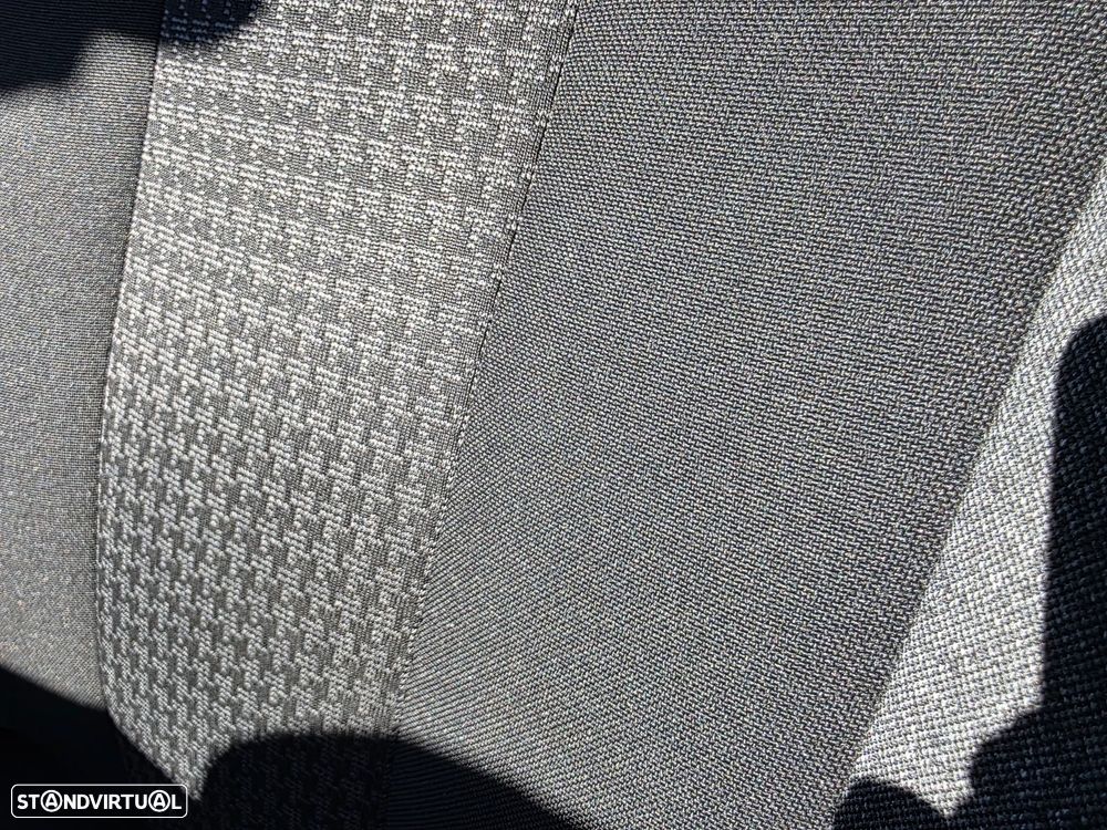 Peugeot 3008 PureTech 130 Stop & Start GPF Active - 19