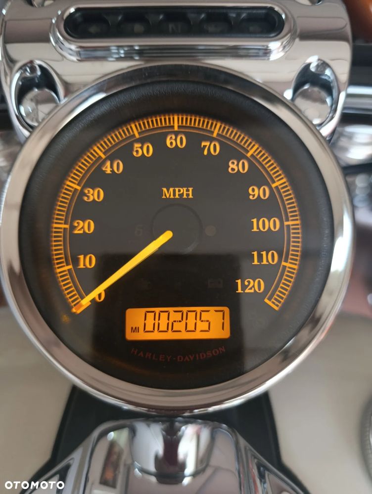Harley-Davidson FXSB Breakout - 15