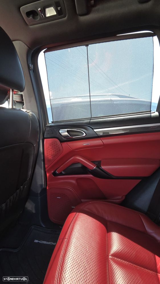 Porsche Cayenne S E-Hybrid Platinum Edition - 11