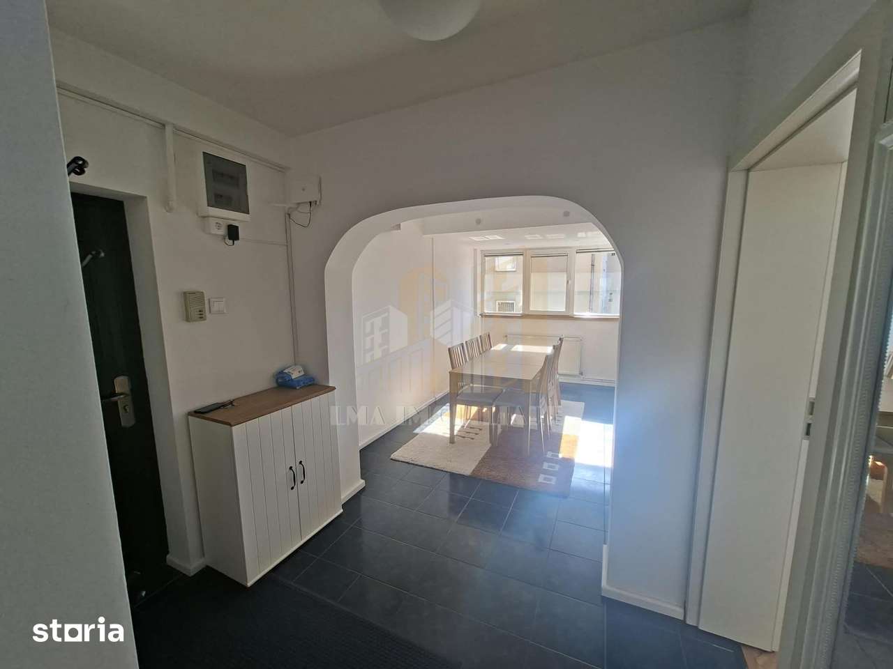 Apartament 3 camere central strada Matei Basarab Brasov — fotografia 1