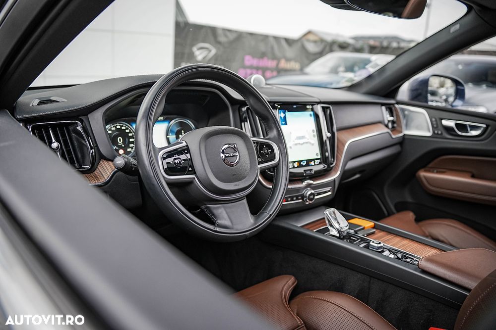 Volvo XC 60 Recharge T8 Twin Engine eAWD Inscription - 18