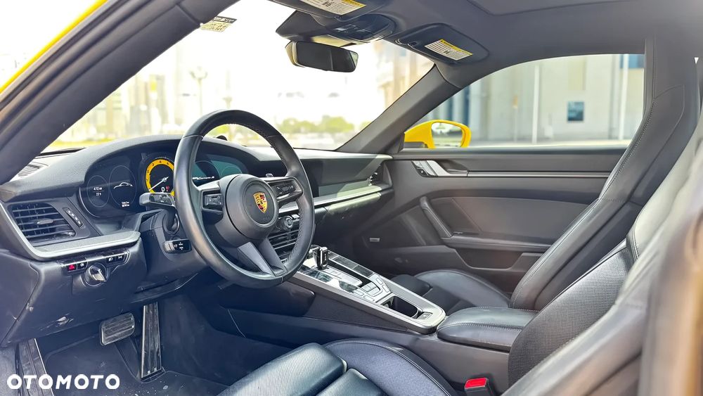 Porsche 911 Carrera S PDK - 9
