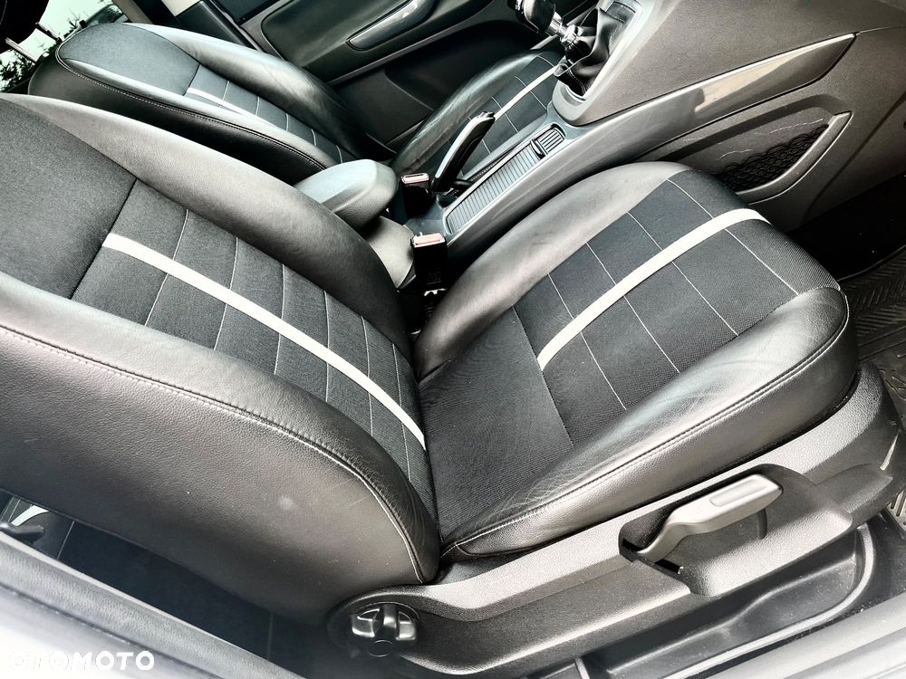 Ford Kuga 2.0 TDCi 4x4 White Magic - 11