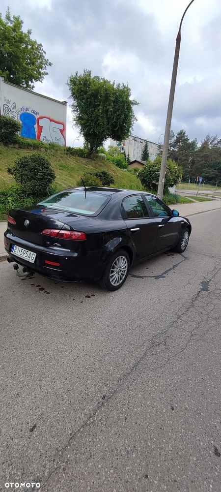 Alfa Romeo 159 - 2