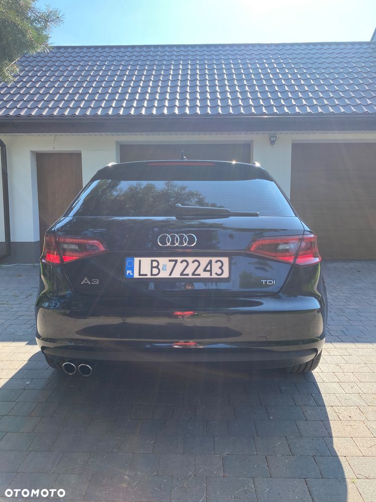 Audi A3 Sportback 2.0 TDI S line Sportpaket - 15