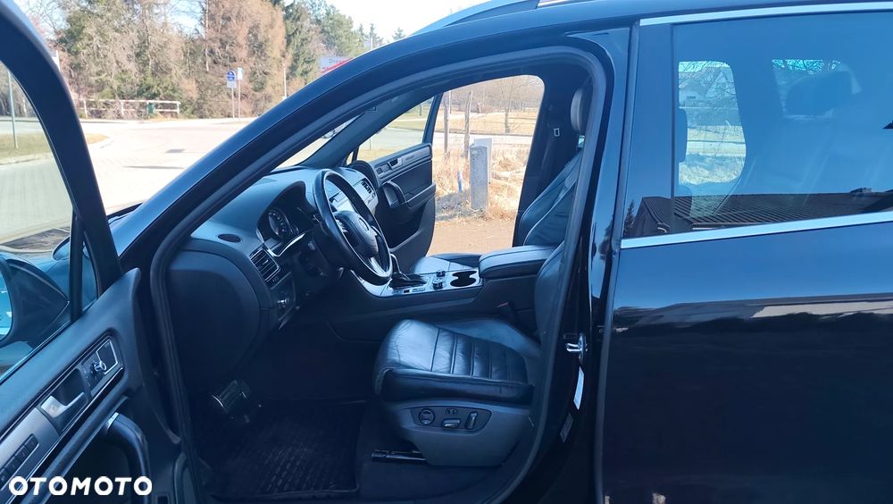 Volkswagen Touareg 4.2 V8 TDI DPF Automatik Edition X - 4