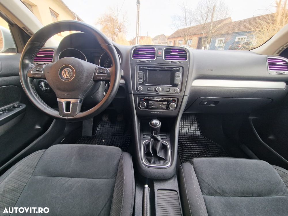 Volkswagen Golf 1.6 TDI BlueMotion Technology Comfortline - 6