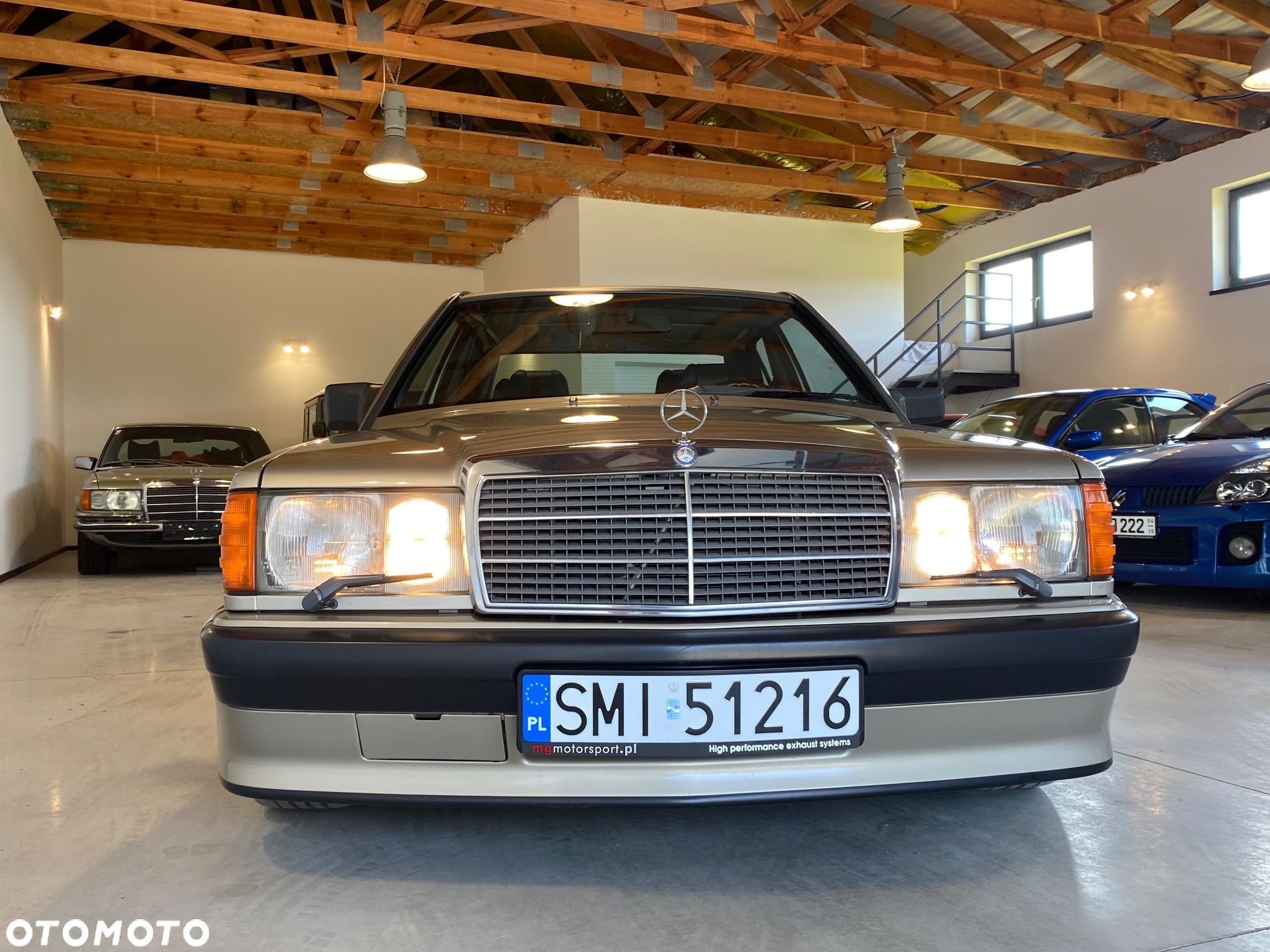 Mercedes-Benz W201 (190) - 5
