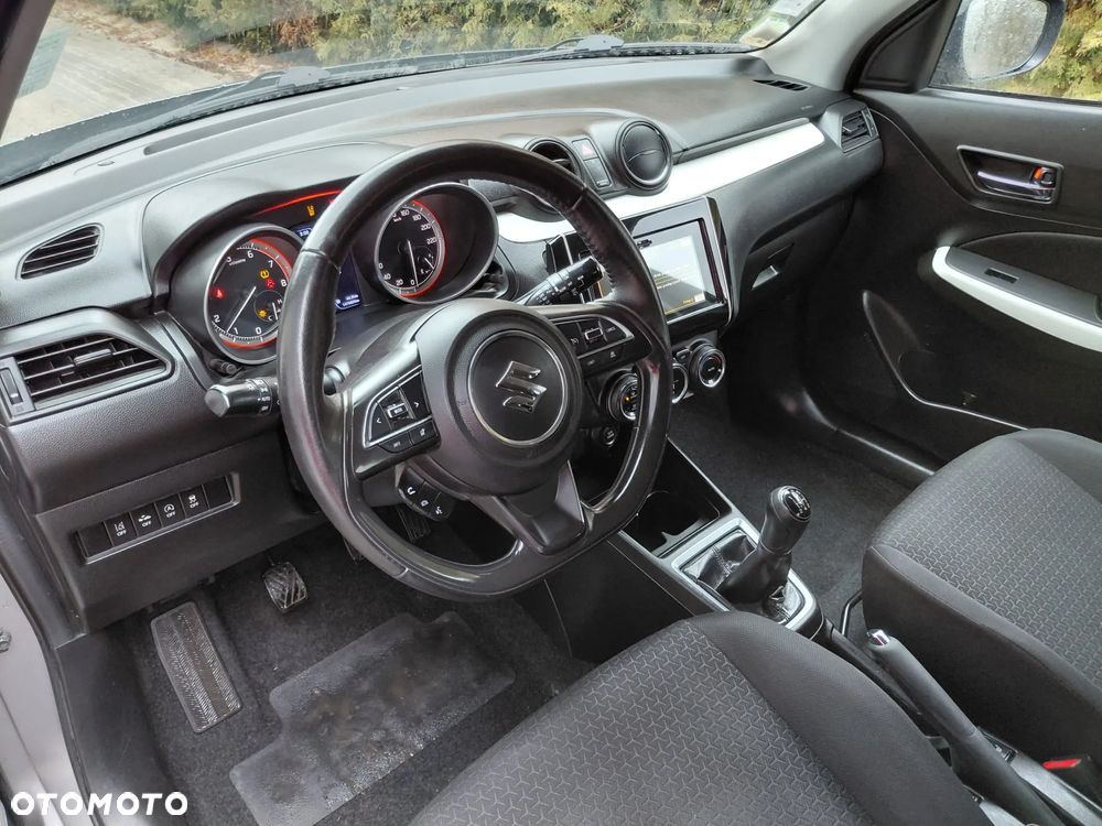 Suzuki Swift - 15