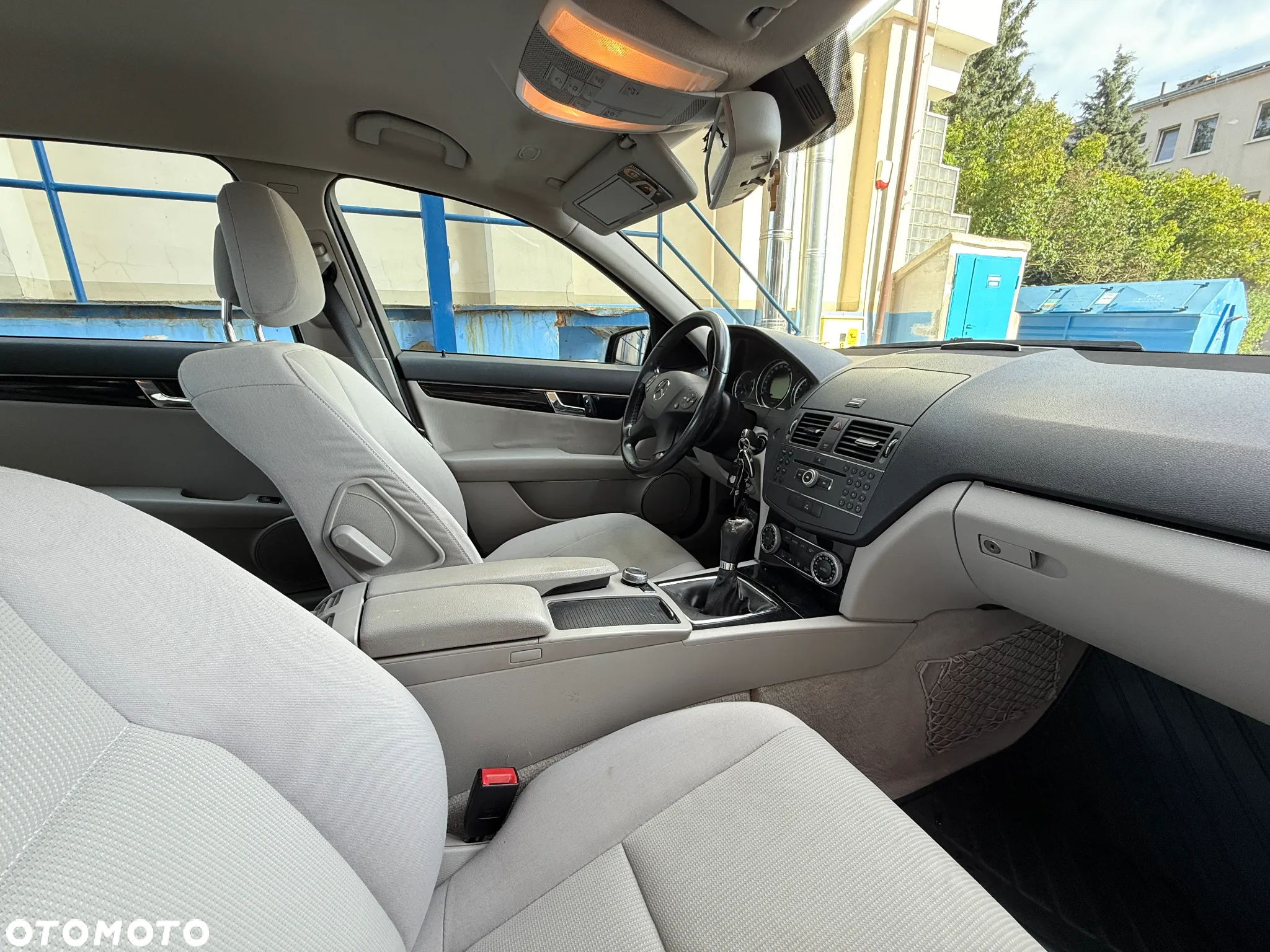 Mercedes-Benz Klasa C 180 K BlueEff Classic - 16