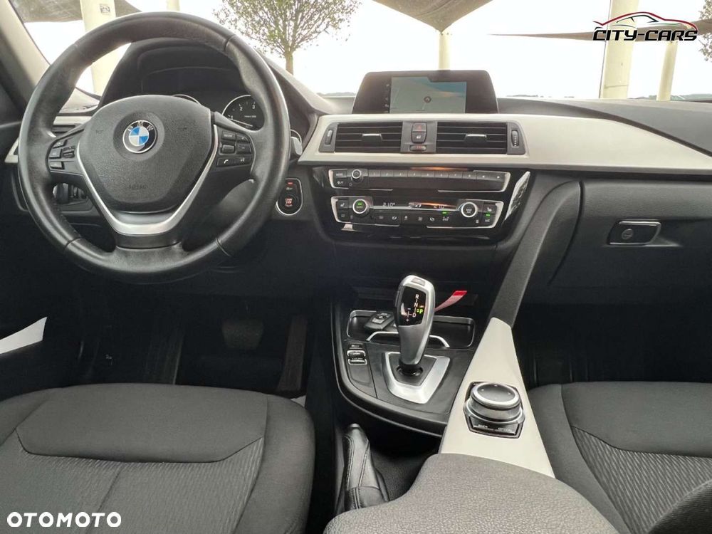 BMW Seria 3 - 23