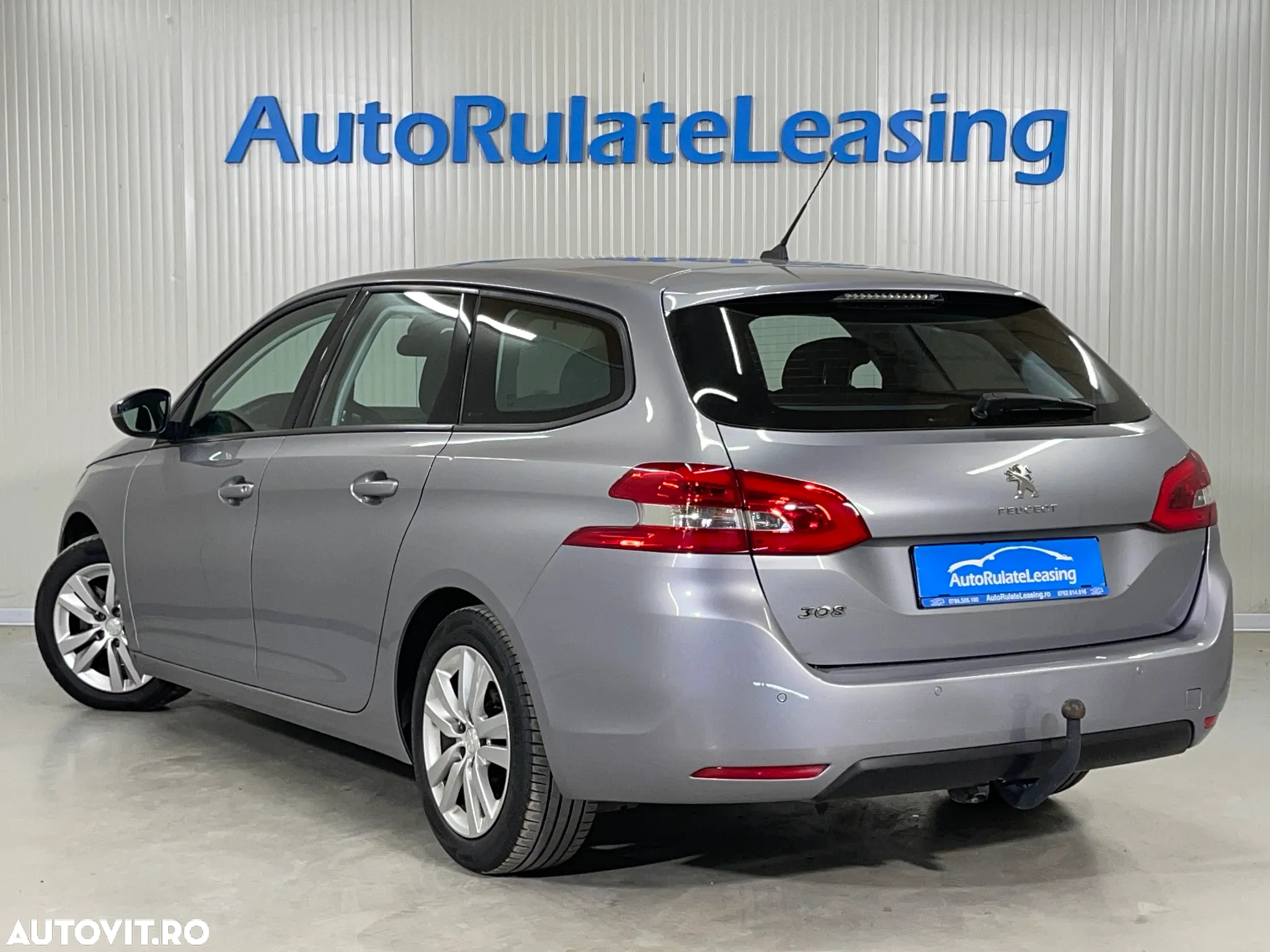 Peugeot 308 SW BlueHDi 130 EAT8 Allure - 4