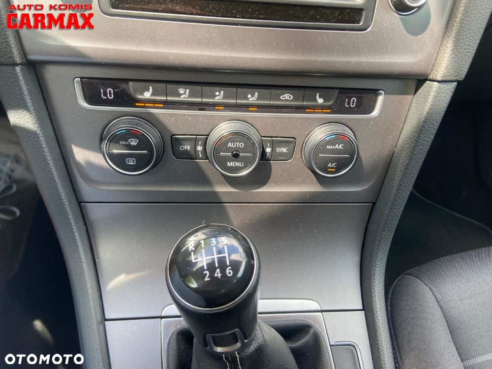 Volkswagen Golf 1.2 TSI BlueMotion Technology Lounge - 24