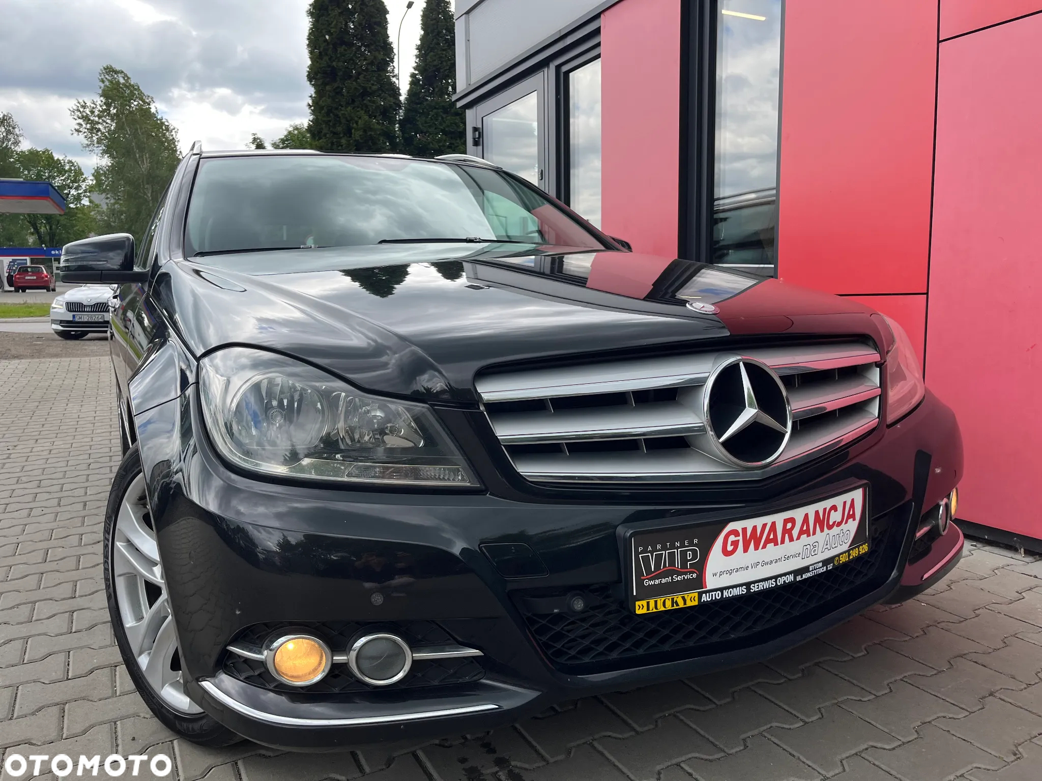 Mercedes-Benz Klasa C 180 T BlueEFFICIENCY 7G-TRONIC Avantgarde - 7