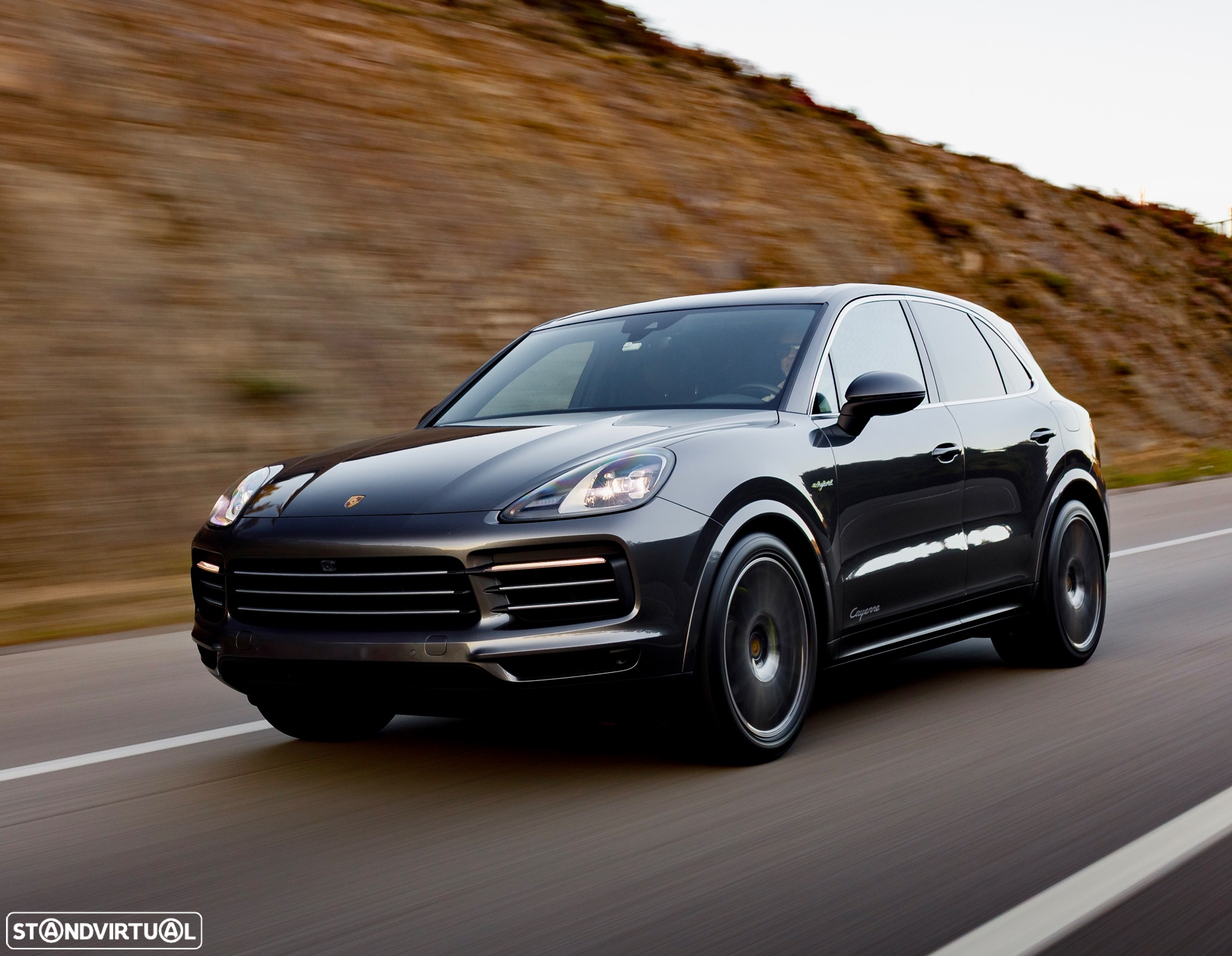 Porsche Cayenne E-Hybrid - 3