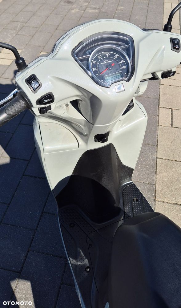 Honda Vision - 6