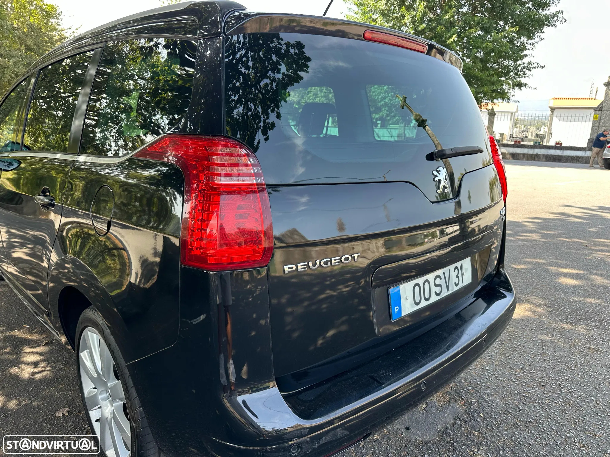 Peugeot 5008 1.6 E-HDi 7L Allure J17 CMP6 - 11