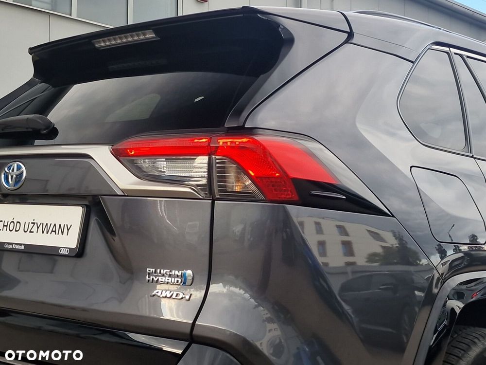 Toyota RAV4 - 22