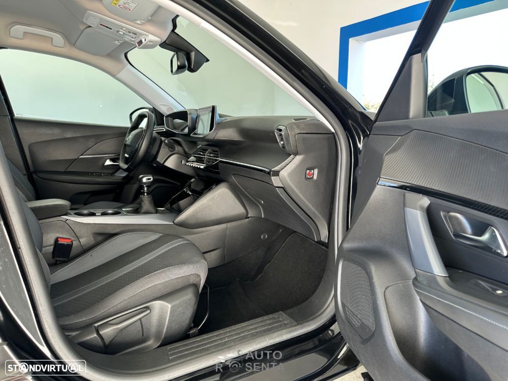 Peugeot 2008 1.2 PureTech Allure Pack - 14