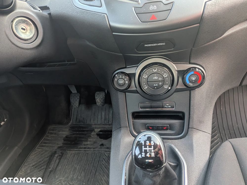 Ford Fiesta 1.5 TDCi Gold X EU6 - 7