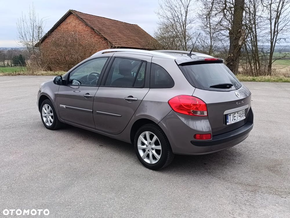 Renault Clio 1.2 16V Tech Run - 4