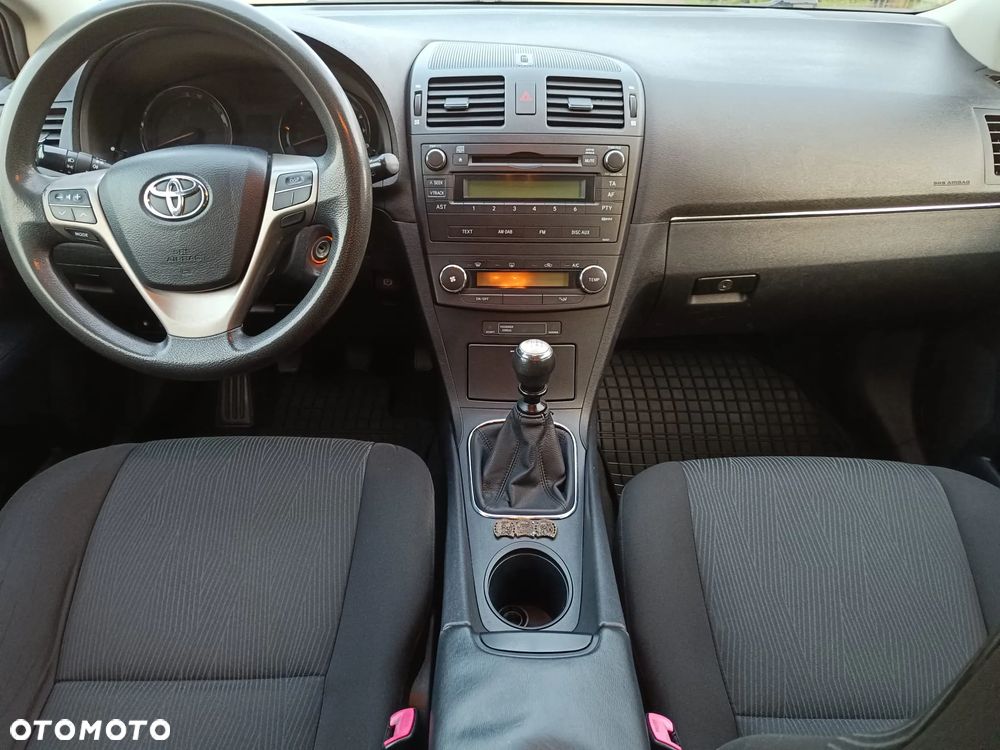 Toyota Avensis 2.0 D-4D Luna - 5