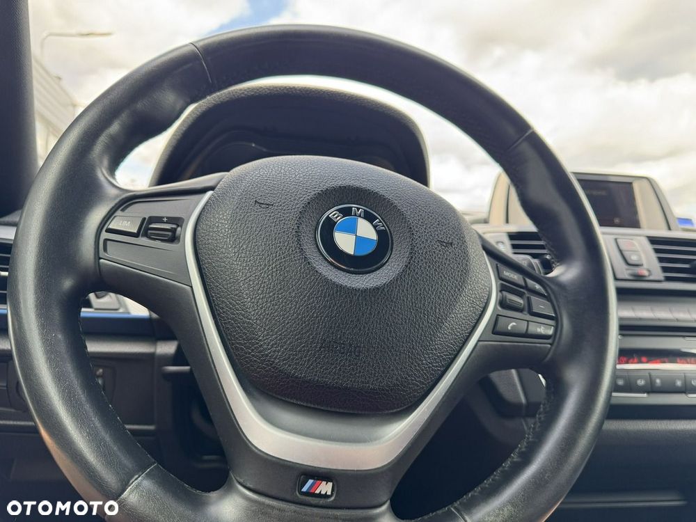 BMW Seria 1 116i Sport Line - 12