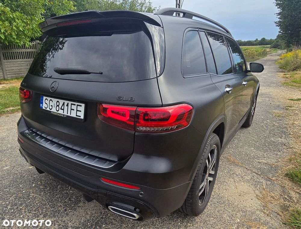Mercedes-Benz GLB 250 8G-DCT AMG Line - 18