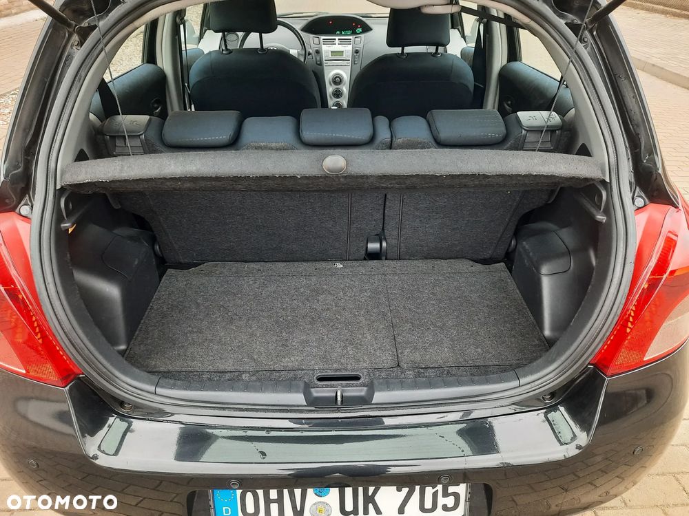 Toyota Yaris 1.3 Sol Premium - 19