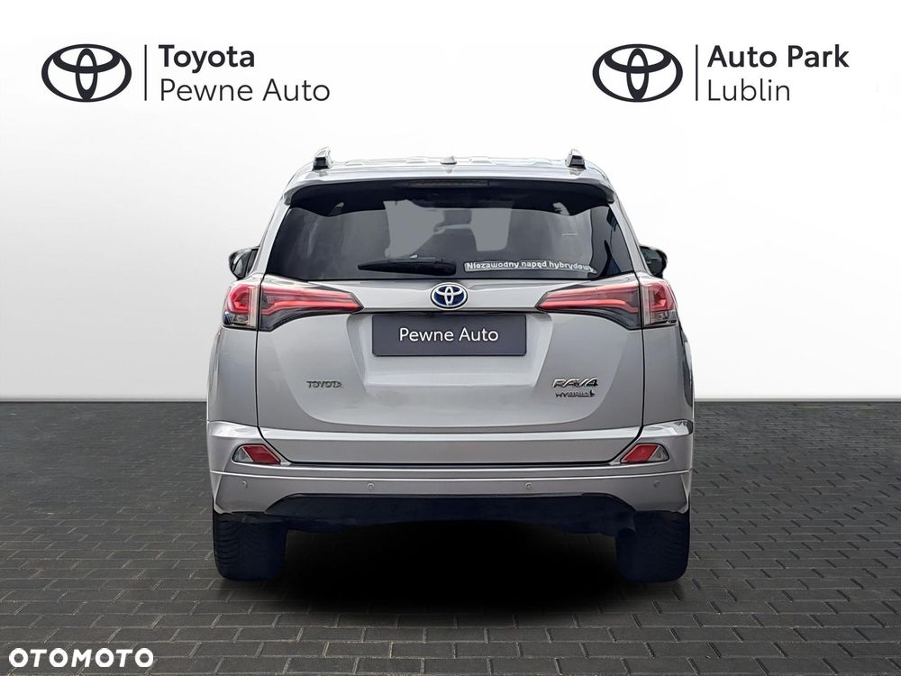 Toyota RAV4 - 4