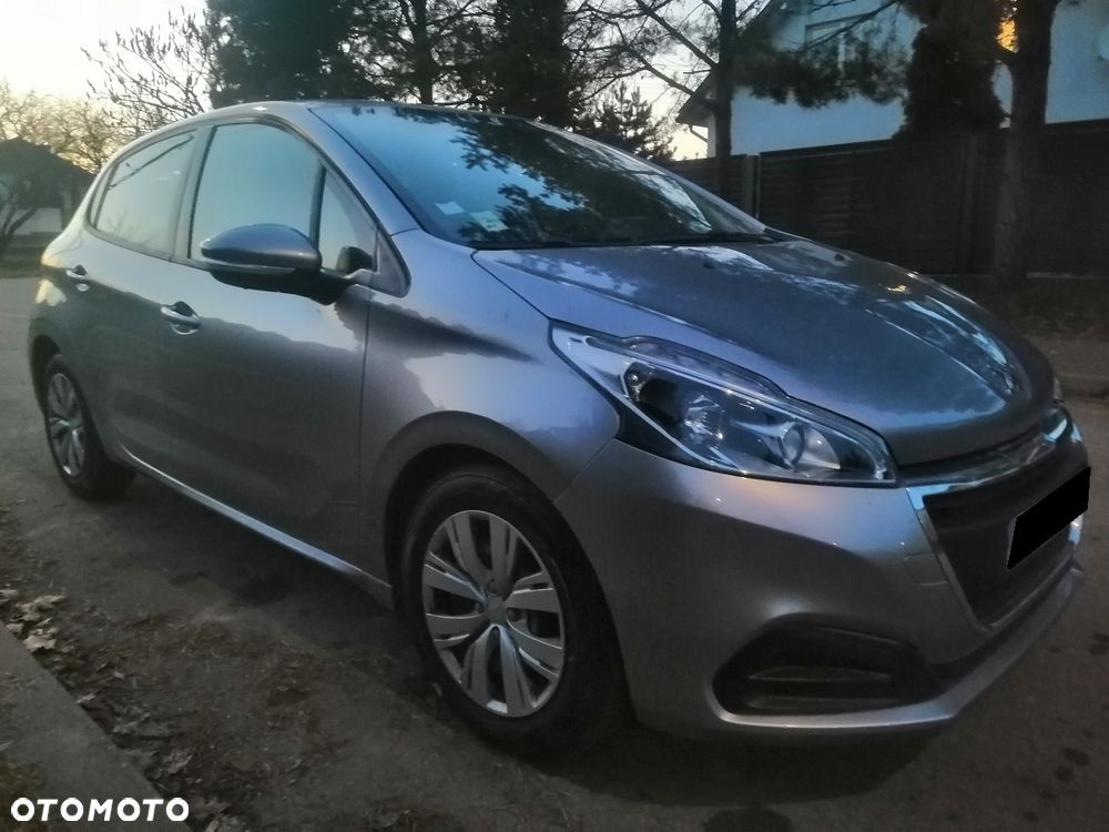 Peugeot 208 - 2