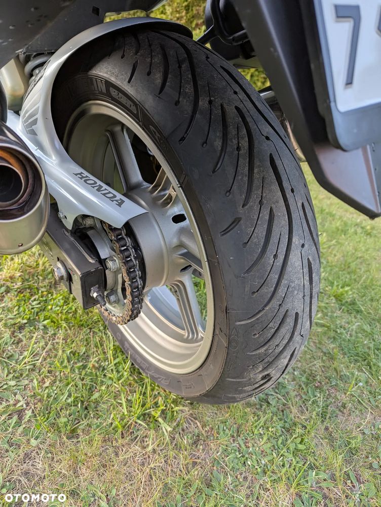Honda CBF - 5