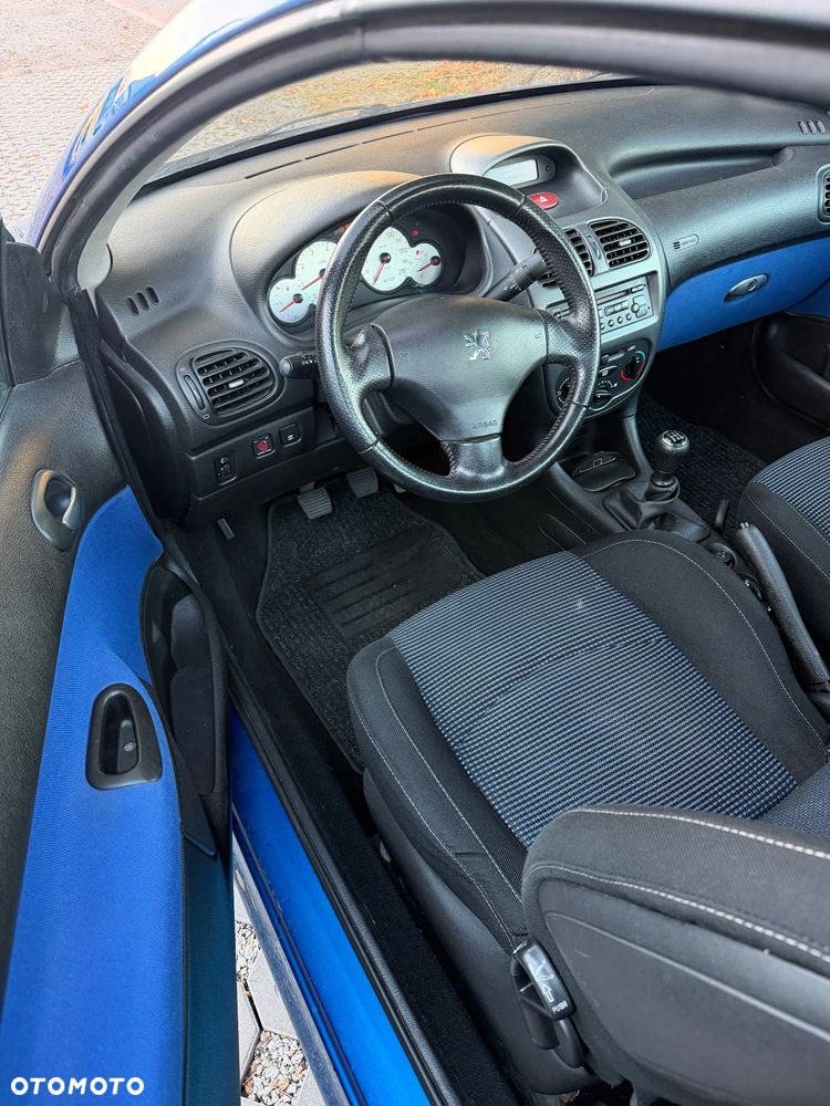 Peugeot 206 - 10