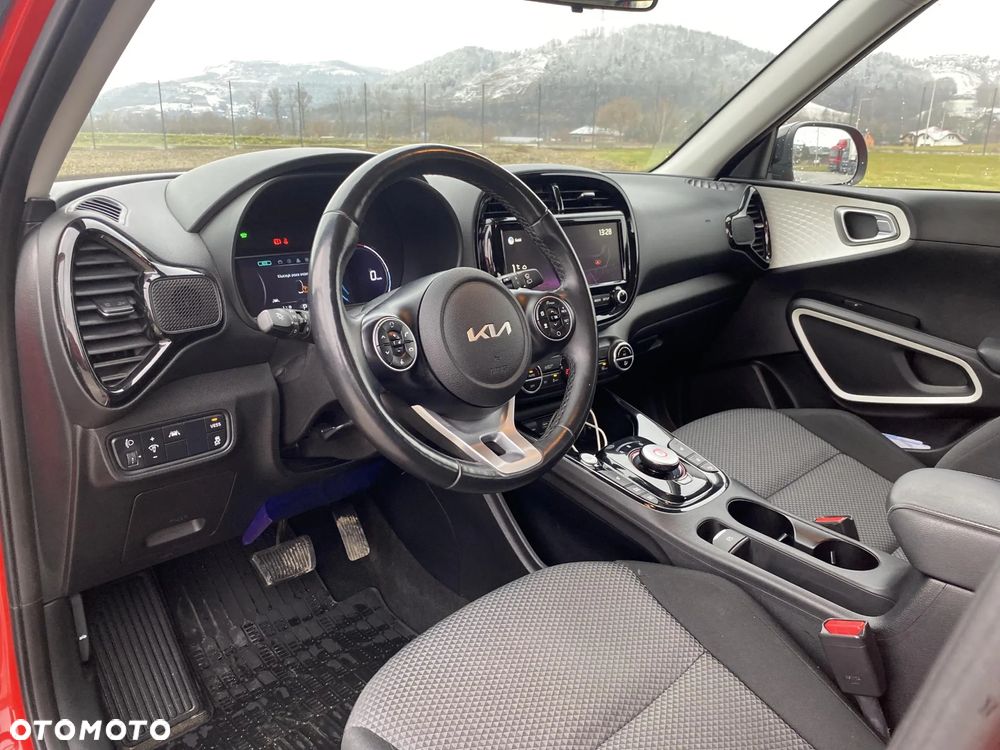 Kia Soul e-Soul 64kWh M - 9