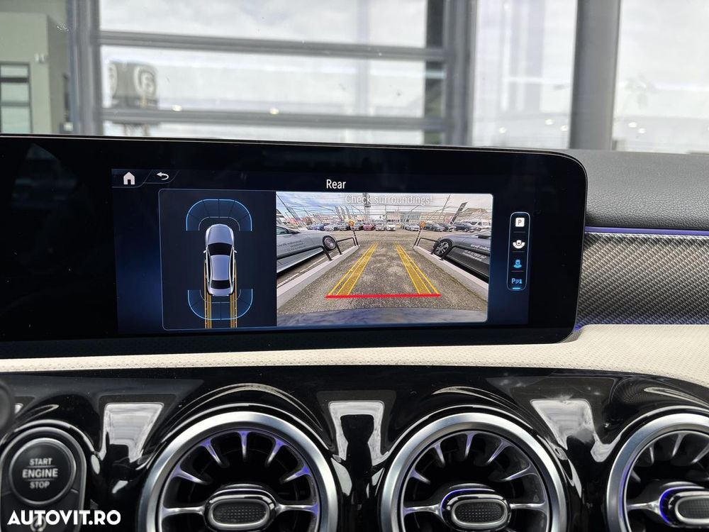 Mercedes-Benz A 180 Sedan 7G-DCT - 18