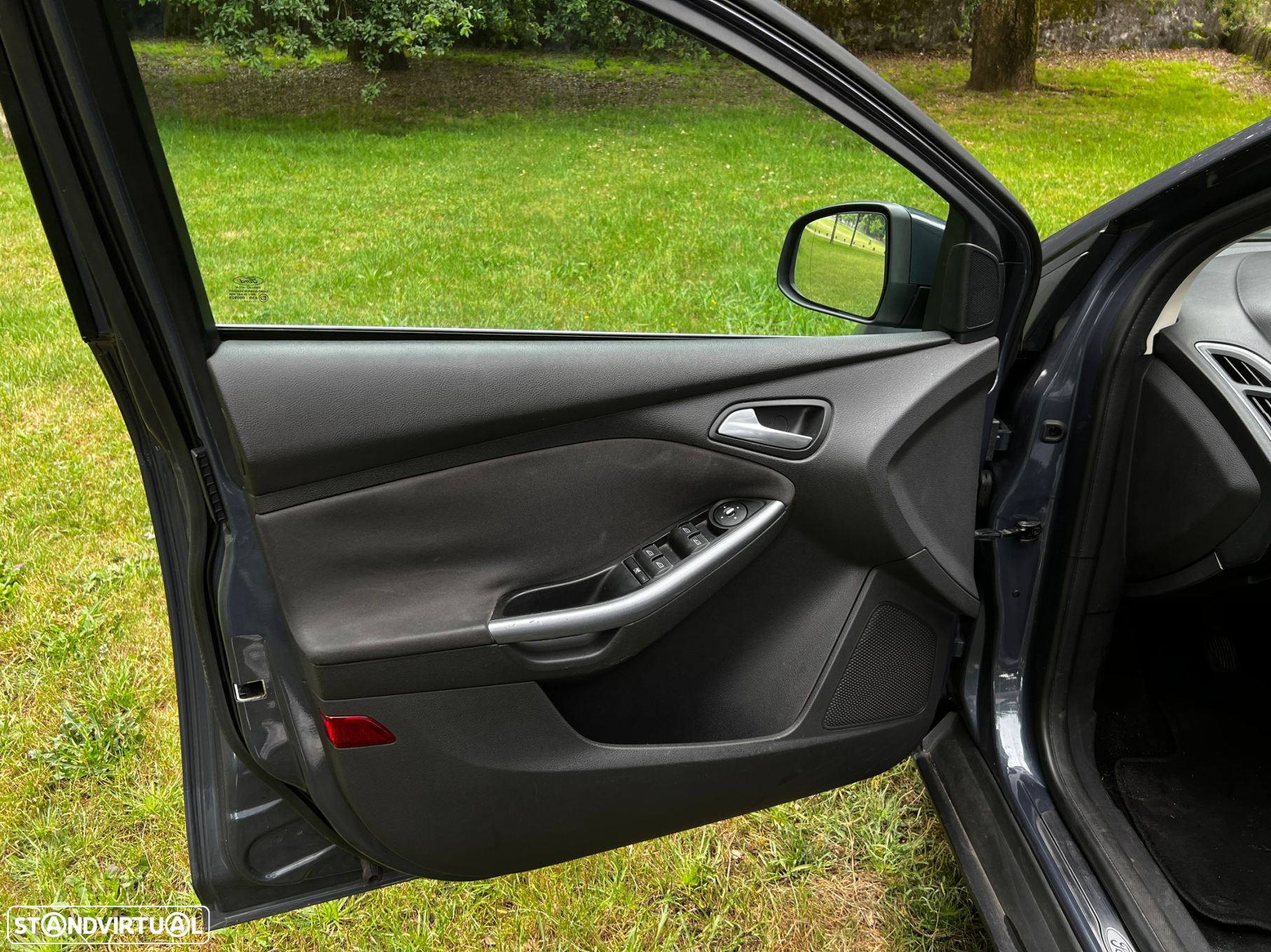 Ford Focus SW 1.6 TDCi Titanium - 32