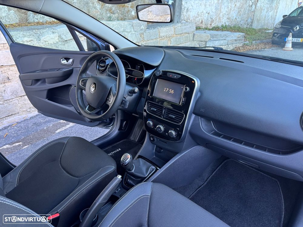 Renault Clio Sport Tourer Energy dCi 90 Start & Stop Experience - 21