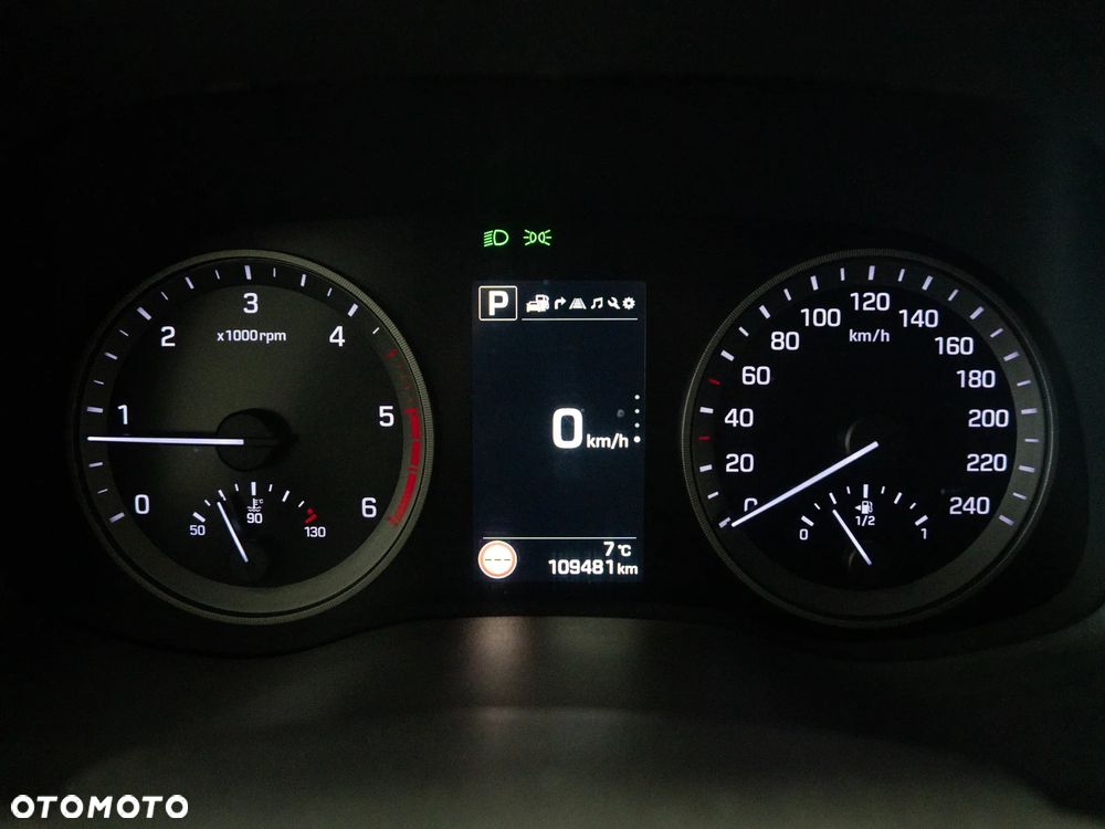 Hyundai Tucson 1.7 CRDI BlueDrive Style 2WD DCT - 10