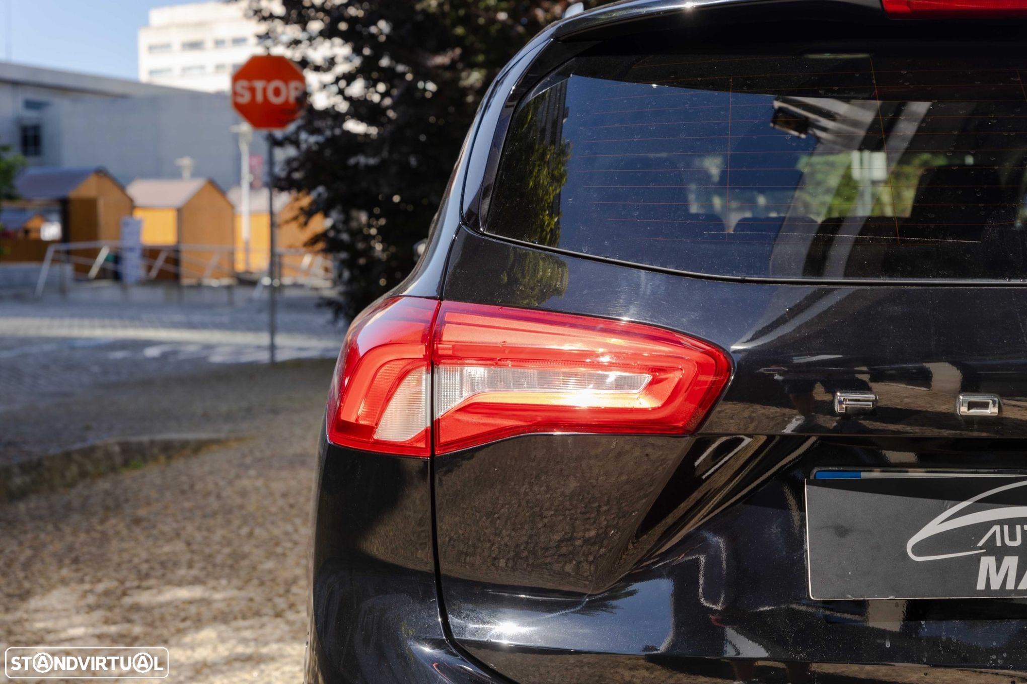 Ford Focus SW 1.5 TDCi EcoBlue Business - 17