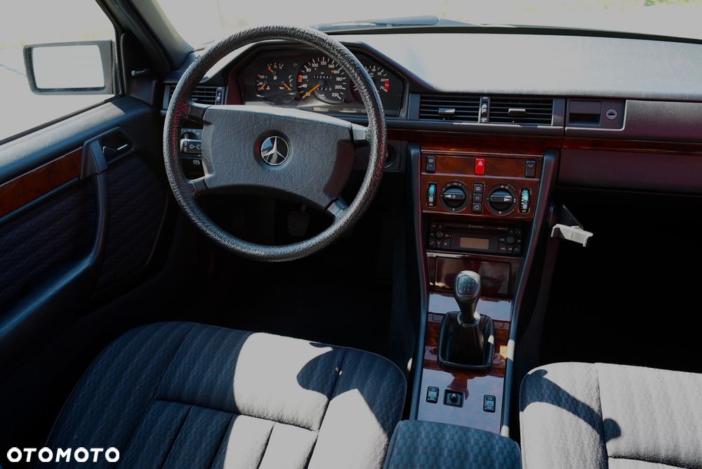 Mercedes-Benz W124 (1984-1993) - 6