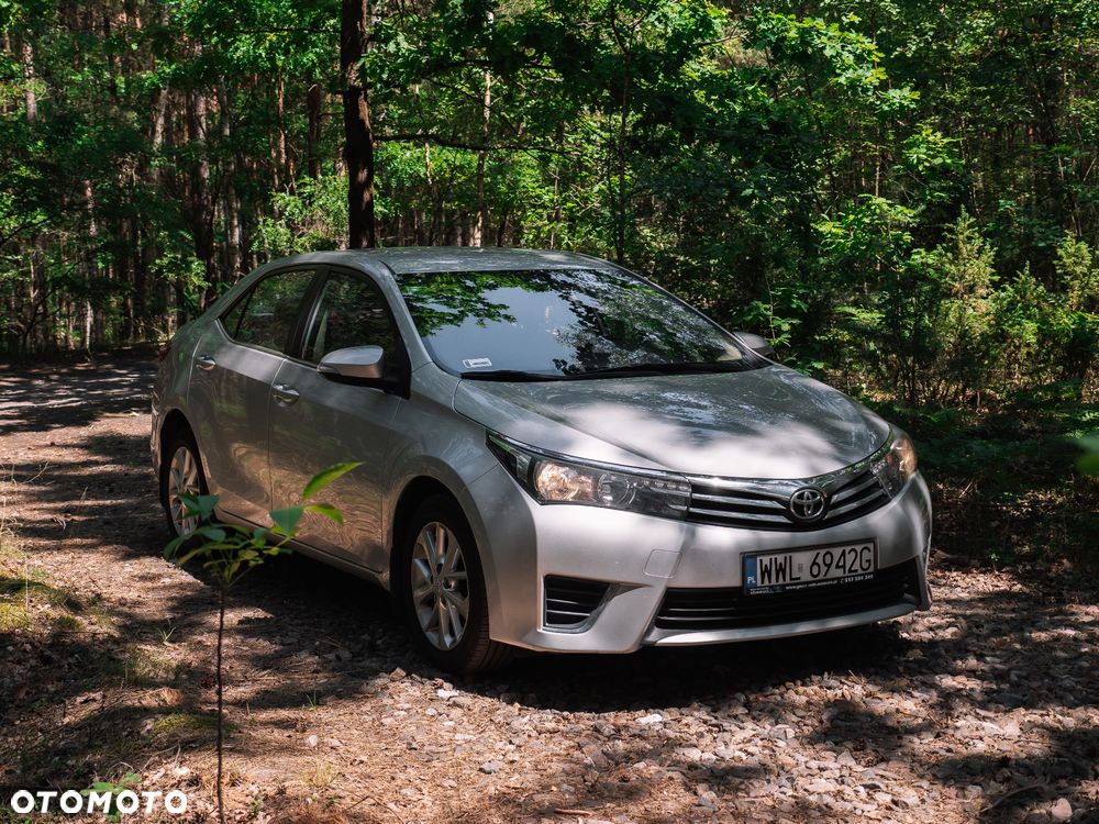 Toyota Corolla - 1