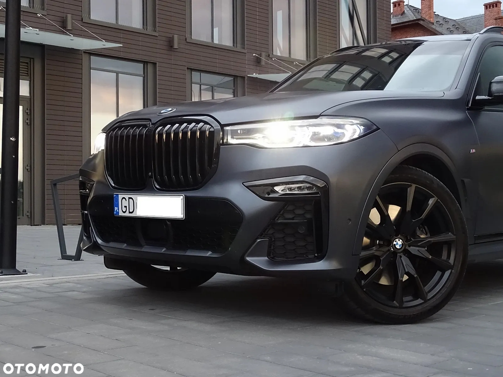 BMW X7 M50d sport - 39