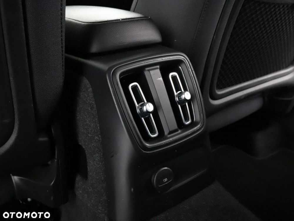 Volvo XC 40 T5 Plug-In Hybrid Inscription Expression Pro - 38