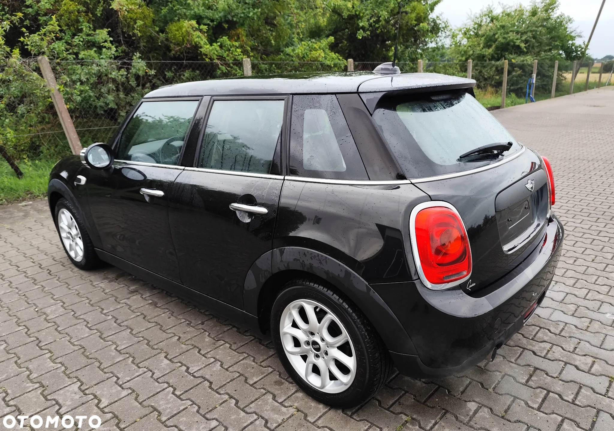 MINI ONE D - 3