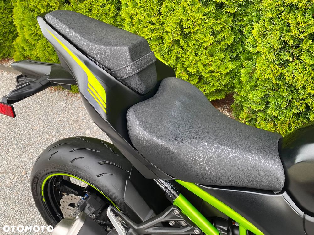 Kawasaki Z 900 - 20